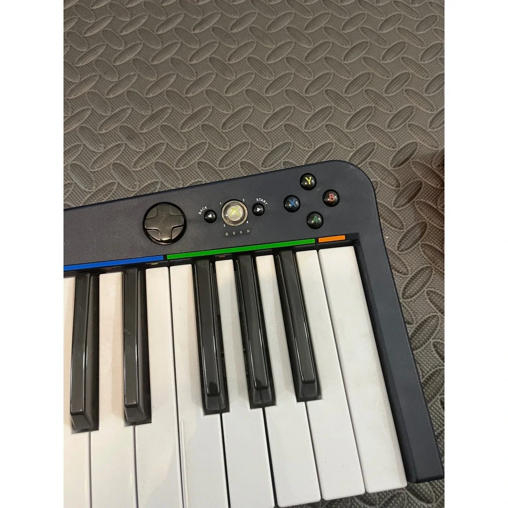 Mad Catz Rock Band 3 Wireless Keyboard Xbox 360 OS Black Keytar Controller